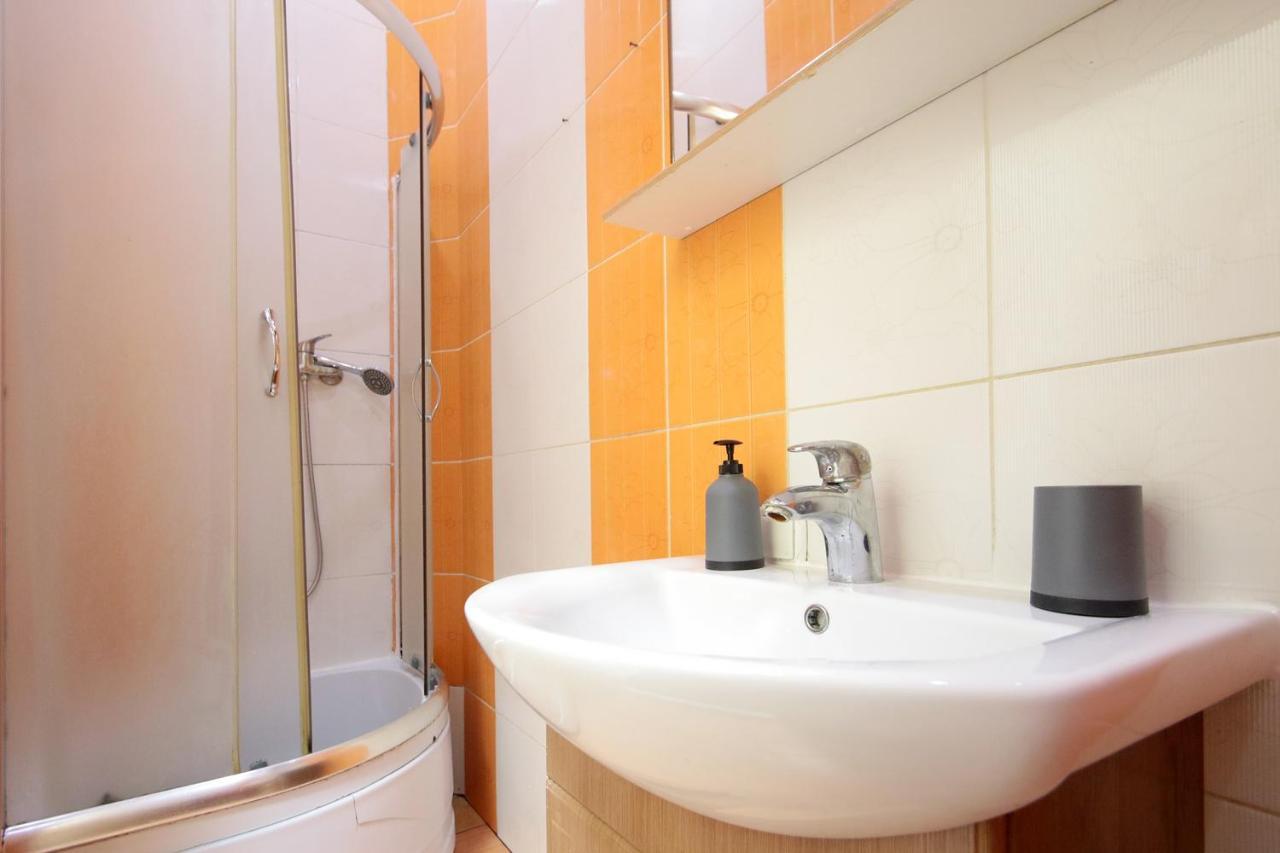 לבוב Deluxe Apartments 1326 מראה חיצוני תמונה